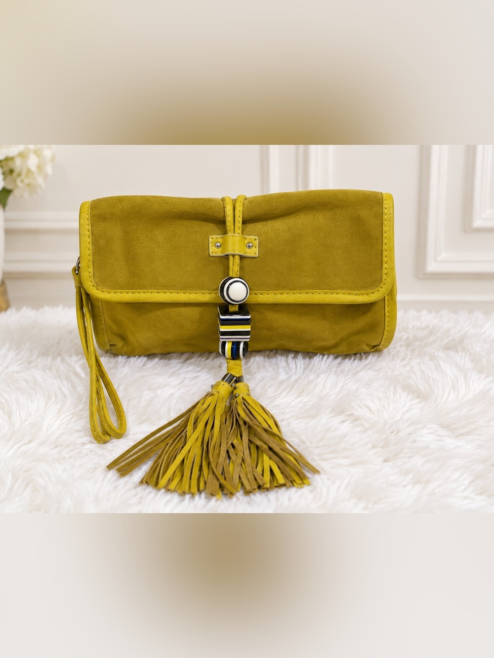 Vintage Juicy Couture Ava "Swing It" Yellow Clutch Wristlet- Pre-Owned